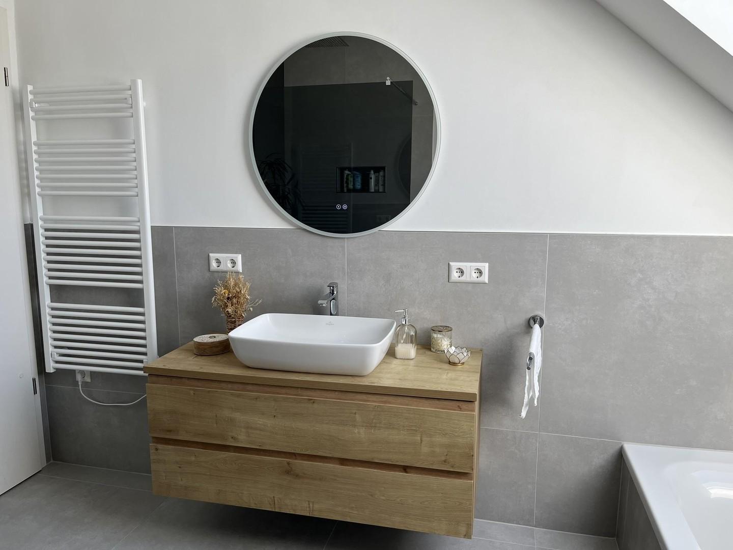 Badezimmer 2. OG