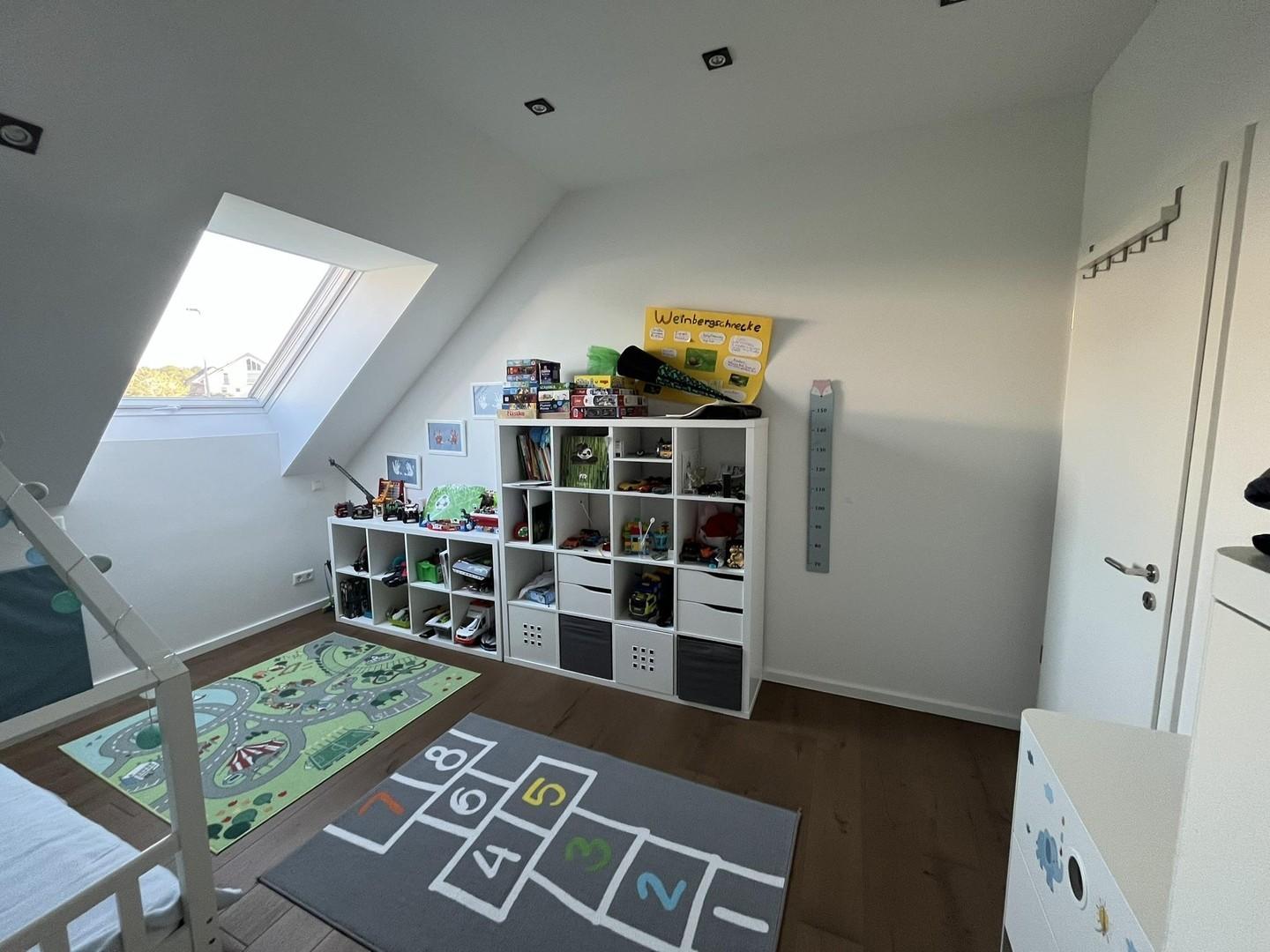 Schlafzimmer 2. OG