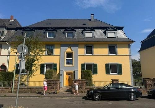 RB1 Ansicht Straßenseite
