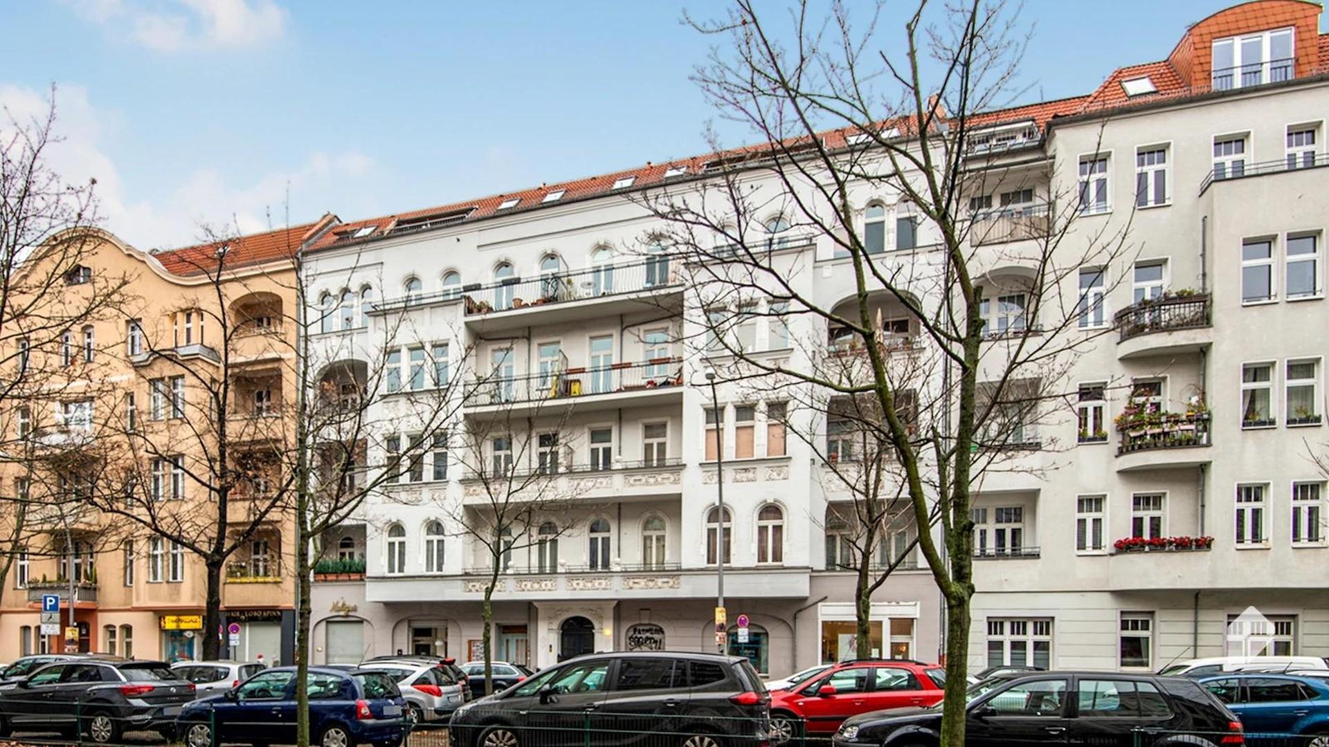 Haussicht von Strasse