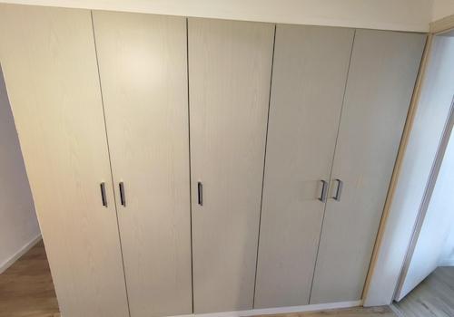 Einbauschrank