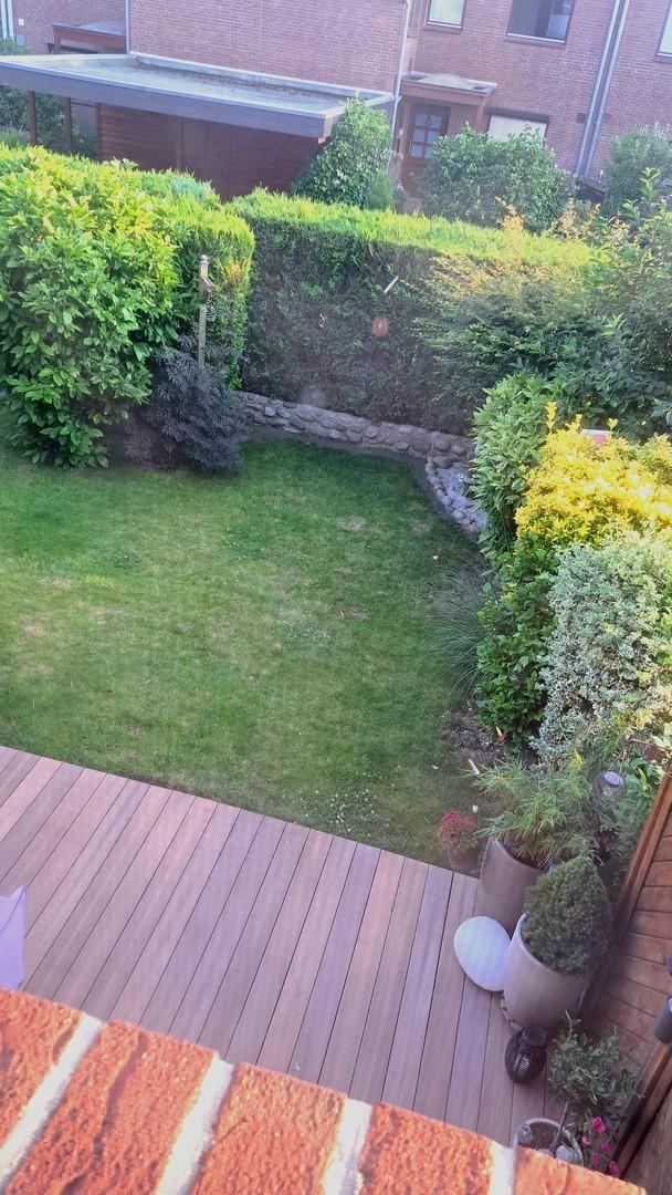 Terrasse mit Garten