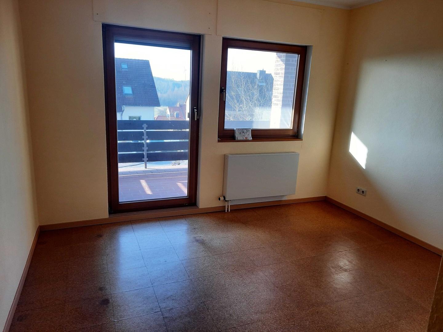 EG Schlafzi. mit Balkonzugang