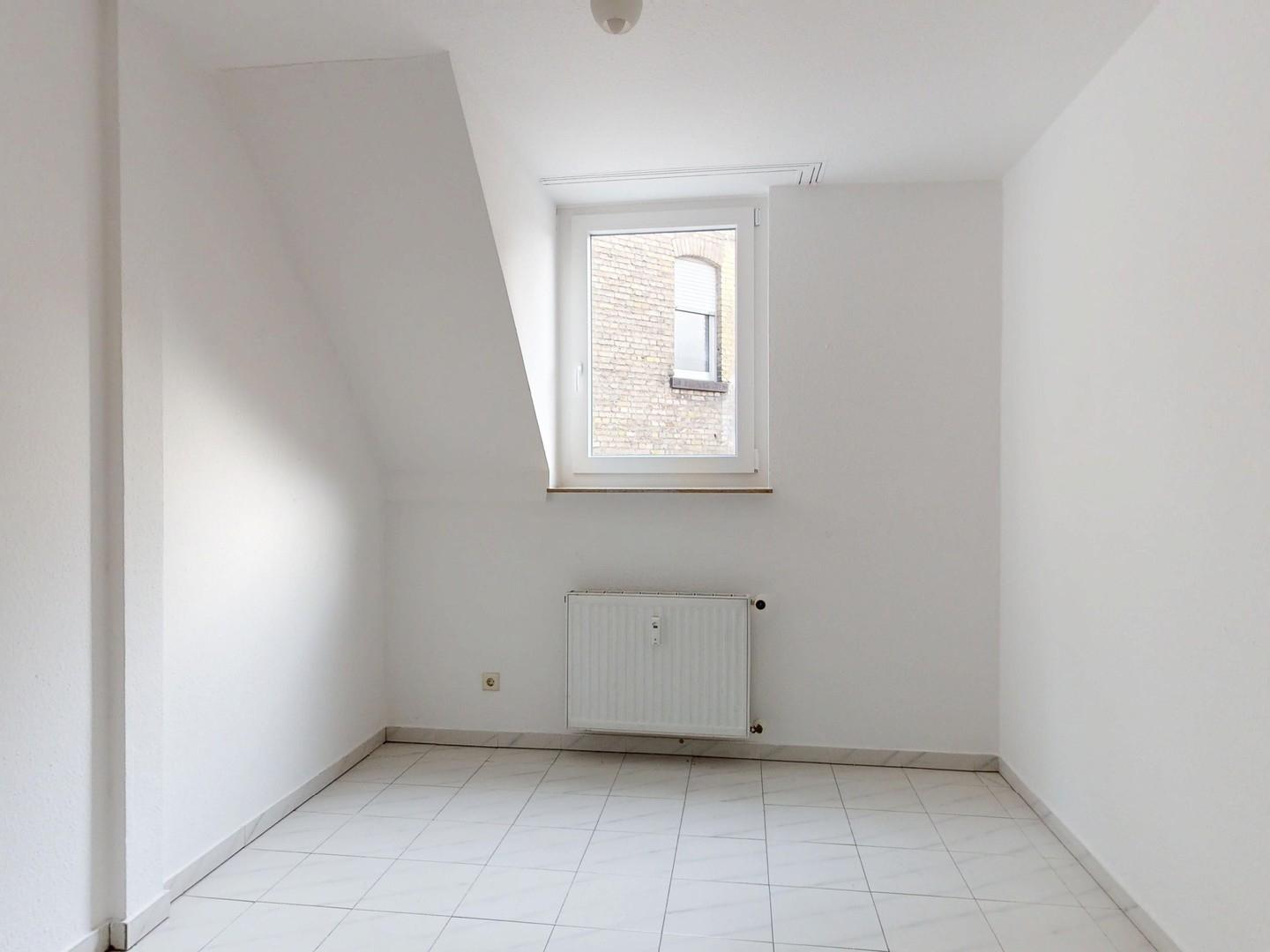 Arbeitszimmer links