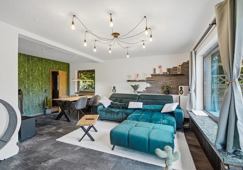 Großes Wohn- und Esszimmer