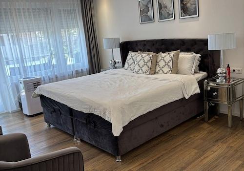 Schlafzimmer Eltern