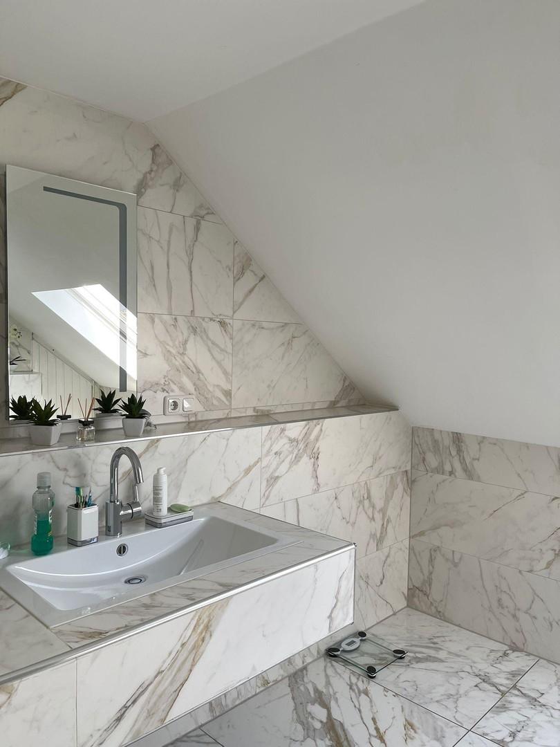 Badezimmer Dachgeschoss