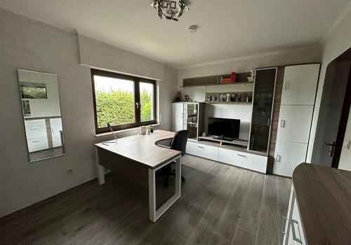 Arbeitszimmer EG