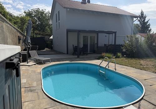Pool-Terrasse