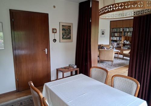 Blick zum Wohnzimmer