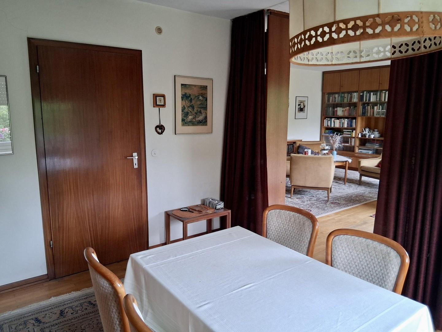 Blick zum Wohnzimmer