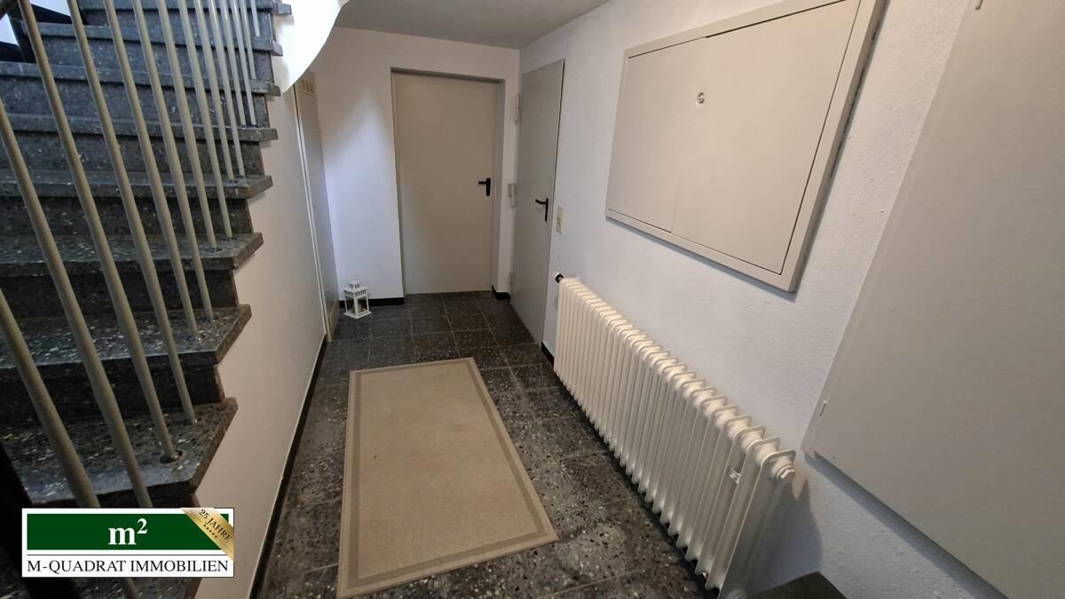 Treppe zum Keller 