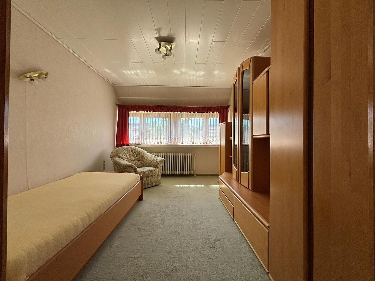 2. Schlafzimmer OG