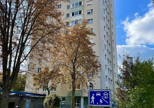 Gebäude
