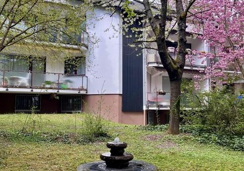 Kleiner Brunnen in der Anlage