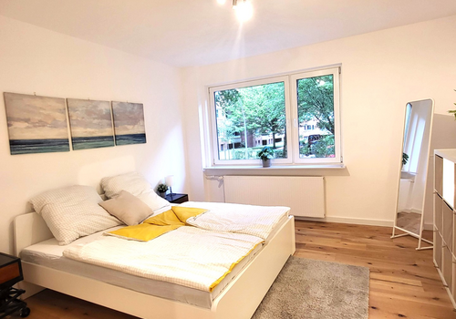 Schlafzimmer Ansicht 1