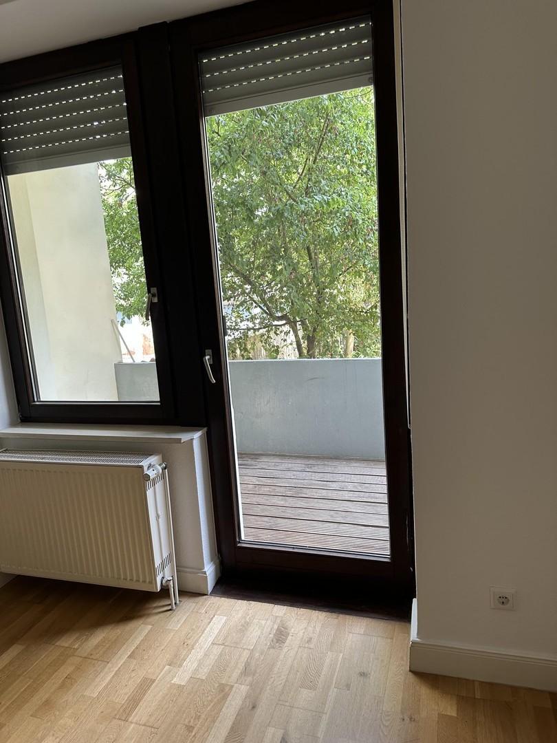 Schlafzimmer mit Balkon