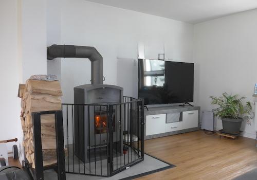 Wohnzimmer m. Kaminofen
