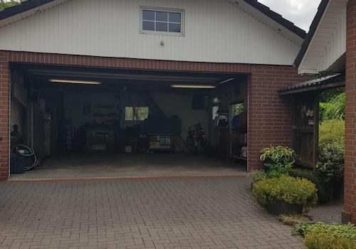 Stellflächen vor Garage