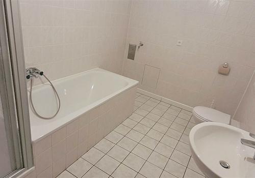 Bad mit Dusche