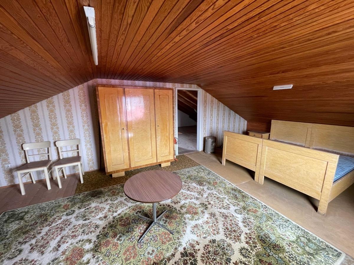 Zimmer Dachboden