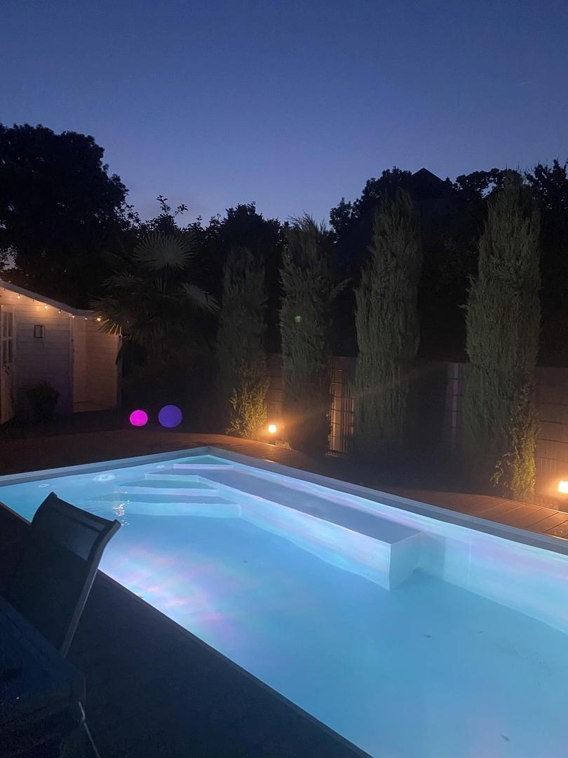 Ansicht Pool Beleuchtung