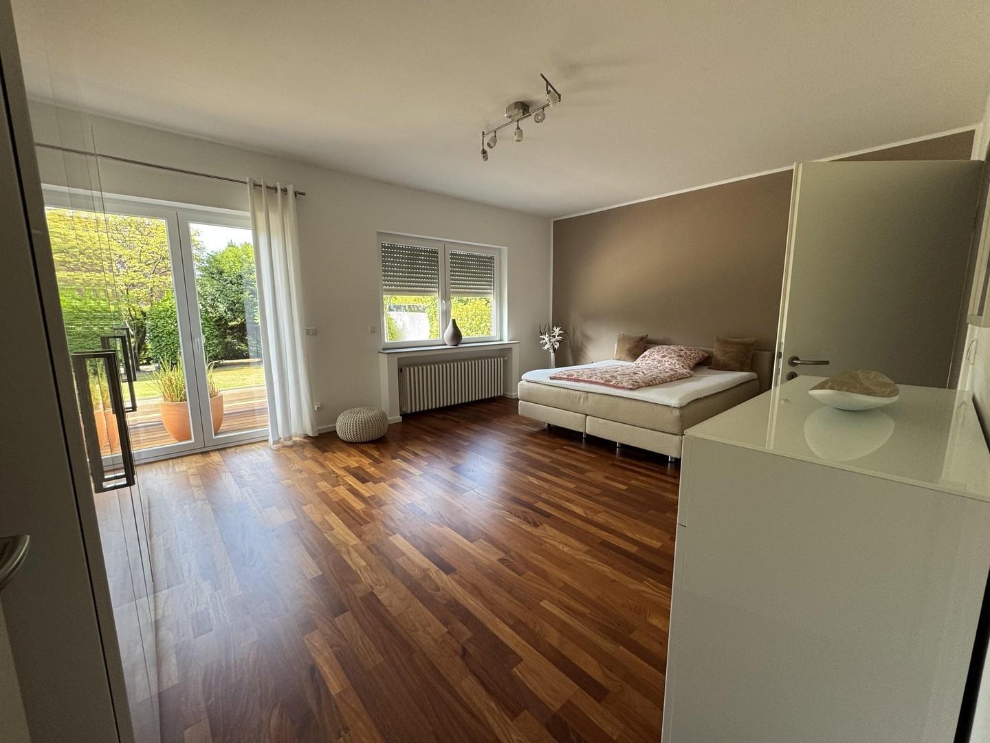 Schlafzimmer 1 EG