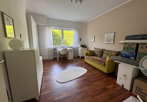 Schlafzimmer 2/Büro EG