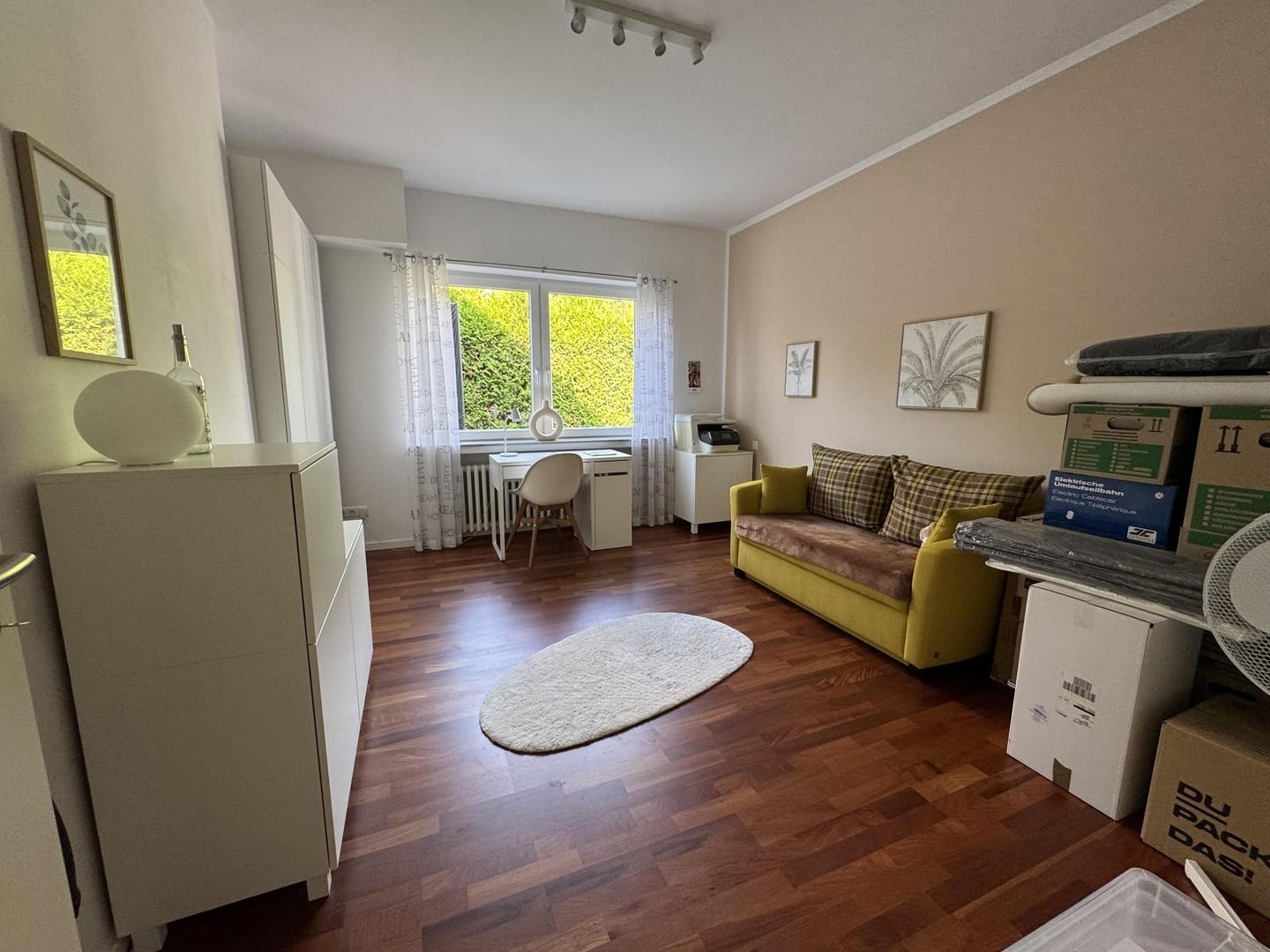 Schlafzimmer 2/Büro EG