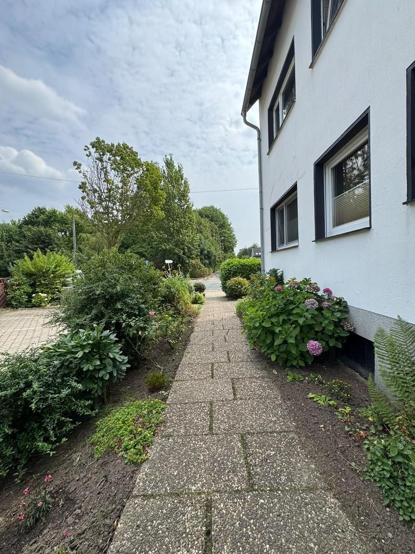 Gepflegtes Mehrfamilienhaus 3