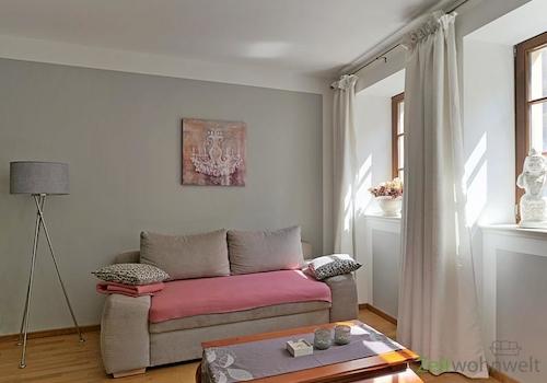 Sofa im Wohnzimmer