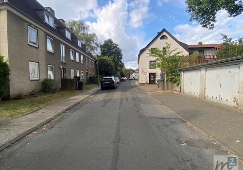 Starßenansicht-links