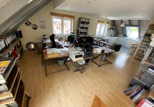 Großbüro