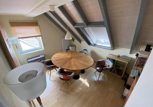Büro/Besprechungsraum