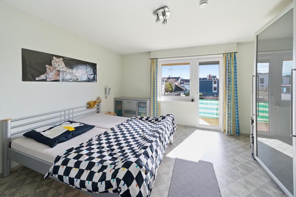 OG - Schlafzimmer mit Zugang...