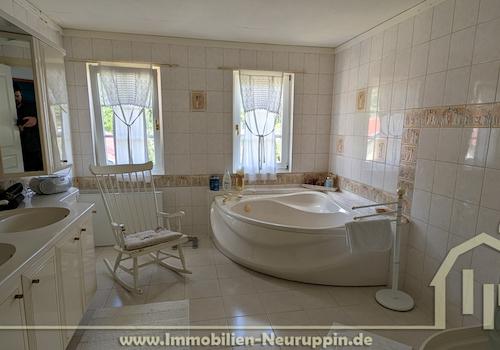 Badezimmer DG