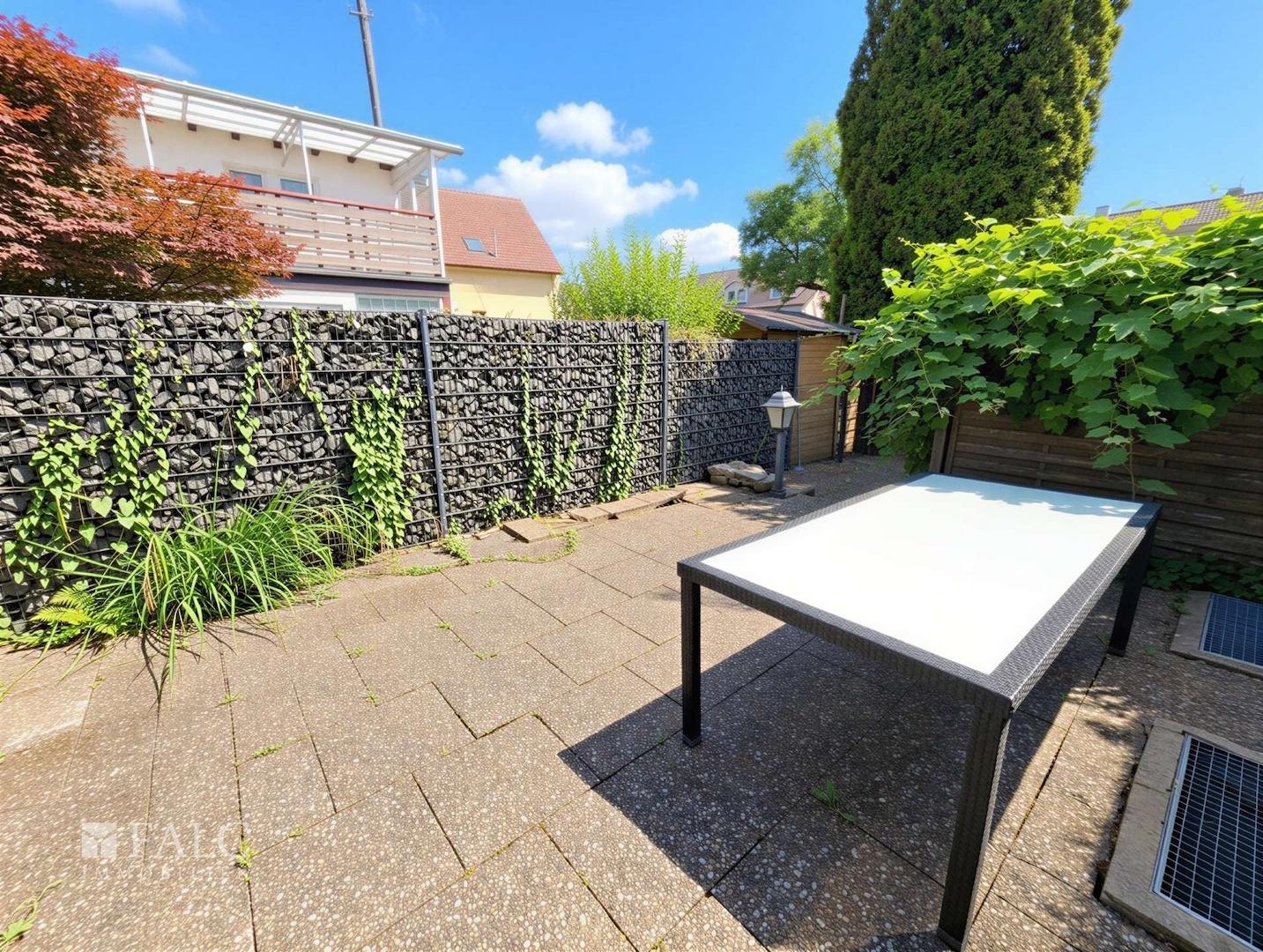 Terrasse an Küche