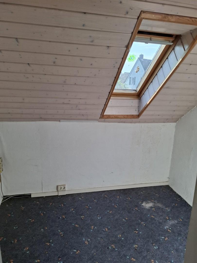 Kleineres Schlafzimmer 3