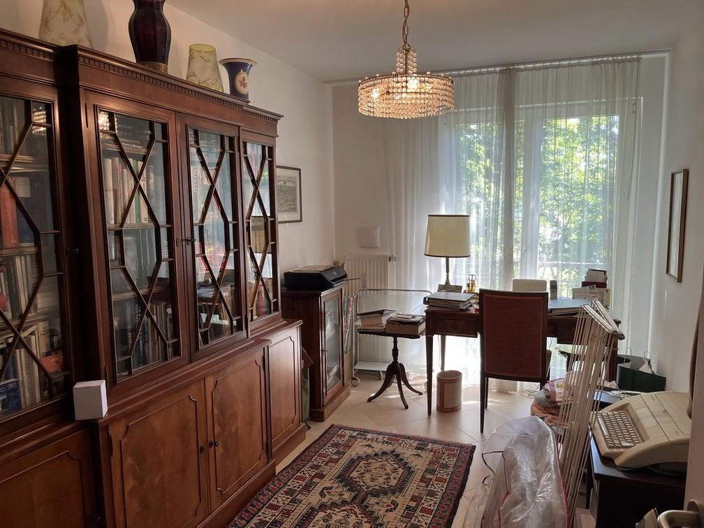 Arbeitszimmer