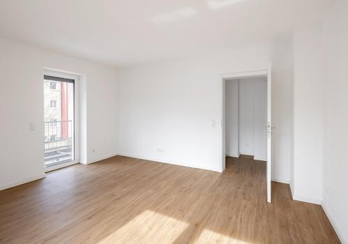 Zimmer mit Balkon