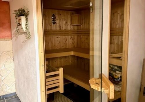 Sauna um Untergeschoss