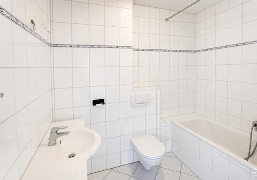Wannenbad im DG