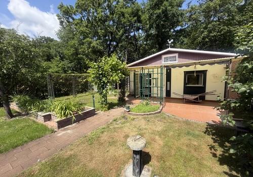 Doppelgarage mit Terrasse