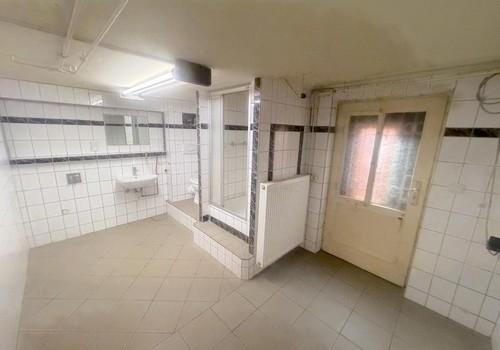 Keller HWR / Ausgang Garten
