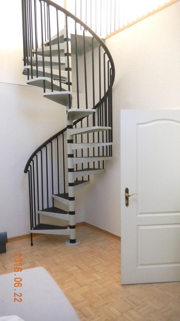 Spindeltreppe zum Arbeitszimme