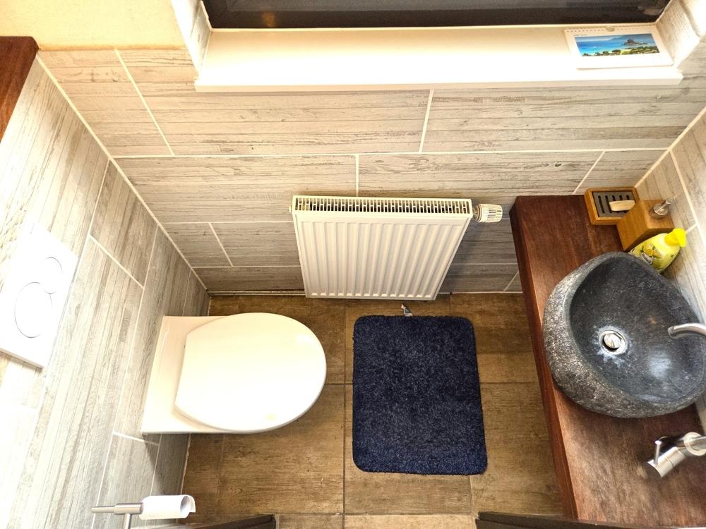 2 x Gäste WC