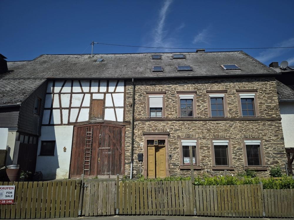 Straßenansicht Ost