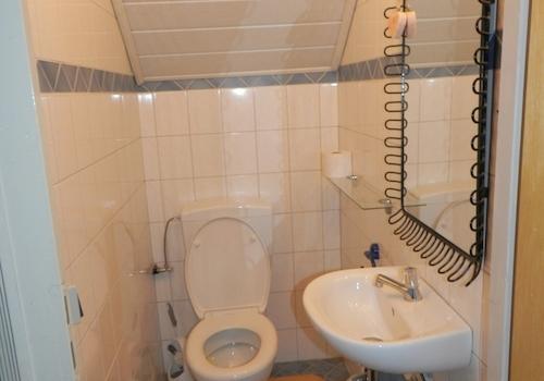Gäste-WC EG