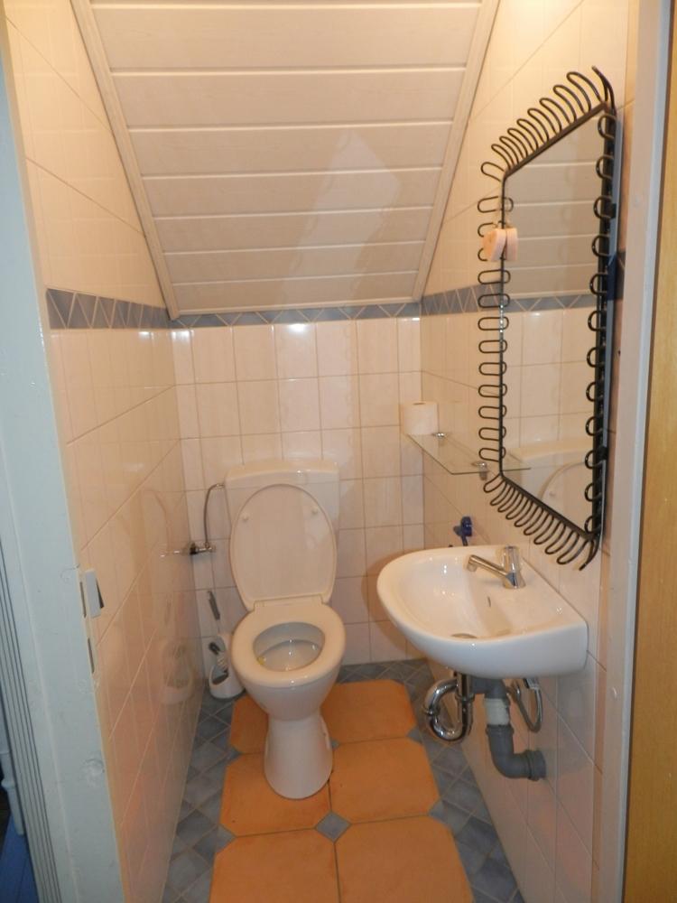 Gäste-WC EG