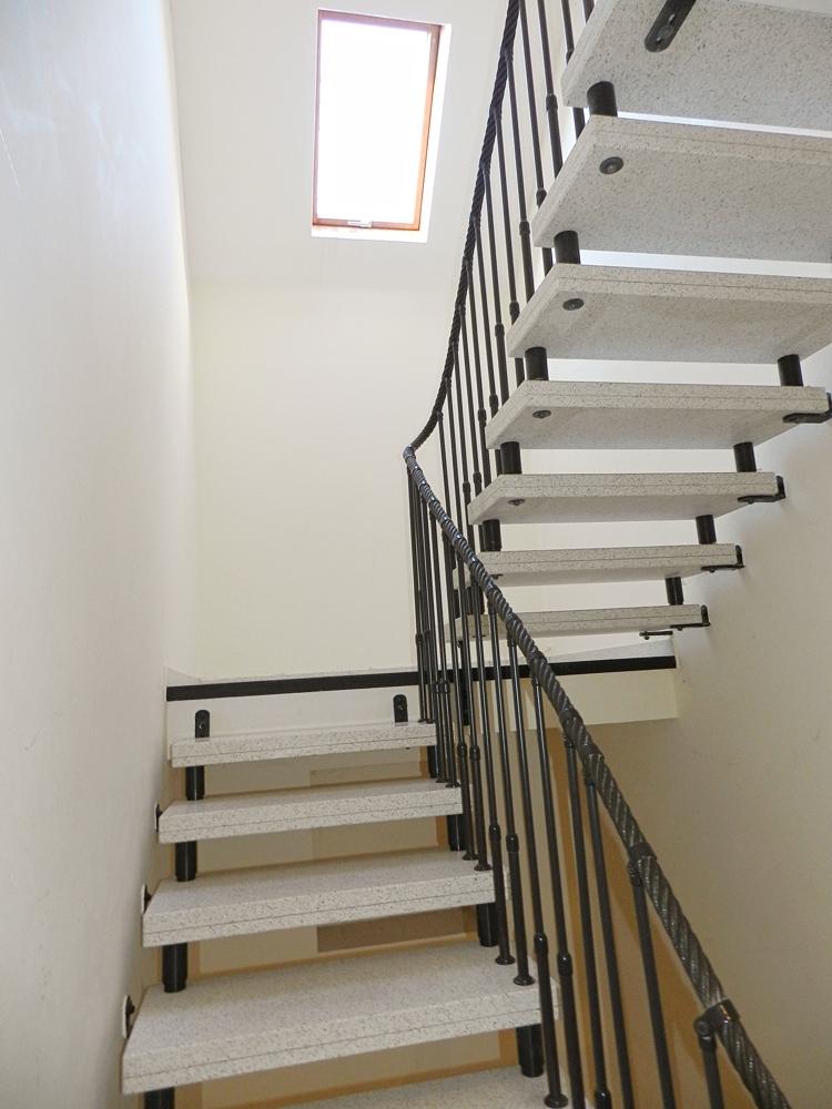 neues Treppenhaus